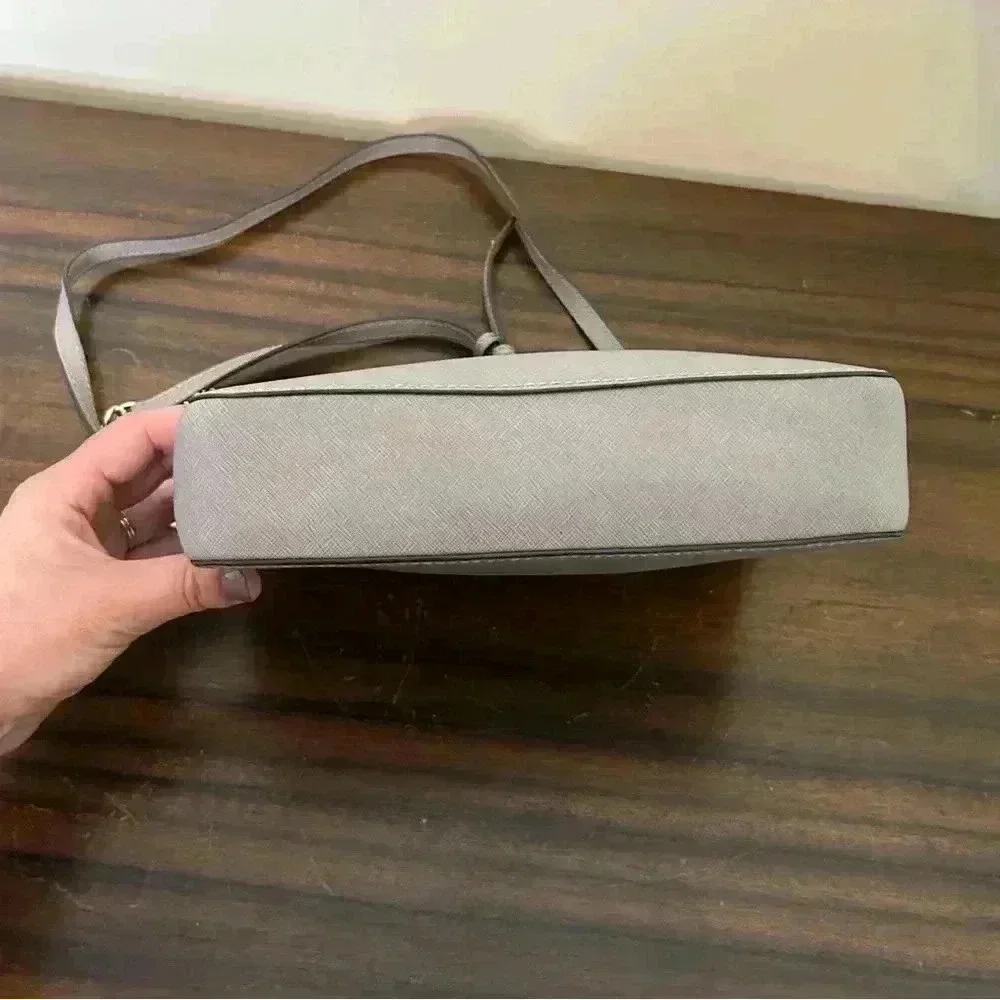 Michael Kors Jet Set Saffiano Leather Crossbody Bag Grey